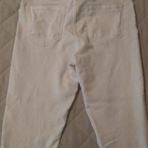 Women's White Size 6 Skinny Jeans